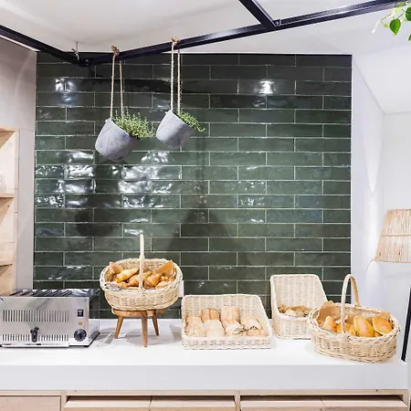 Ibis Styles Centro Marques De Pombal Hotel