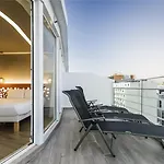 Ibis Styles Centro Marques De Pombal 3* 리스본