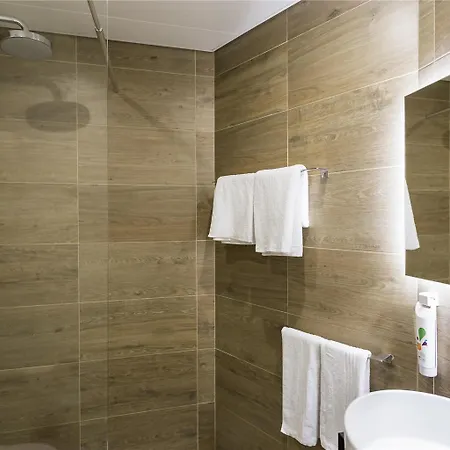 Ibis Styles Centro Marques De Pombal 3*