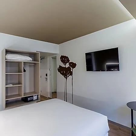 Ibis Styles Centro Marques De Pombal Hotel Lisbon