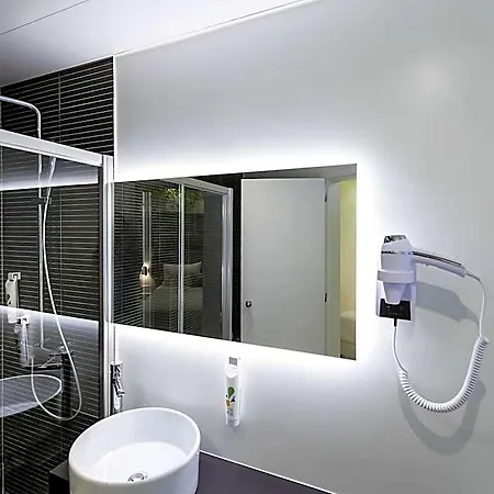 Hotel Ibis Styles Centro Marques De Pombal 3*