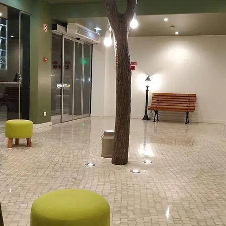 Ibis Styles Centro Marques De Pombal Lisbona